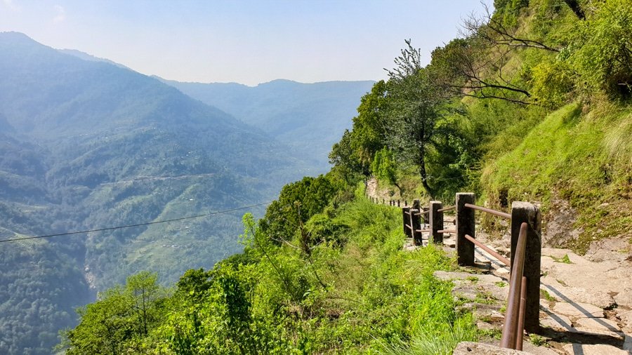 Trekking route from Pokhara to Ghandruk