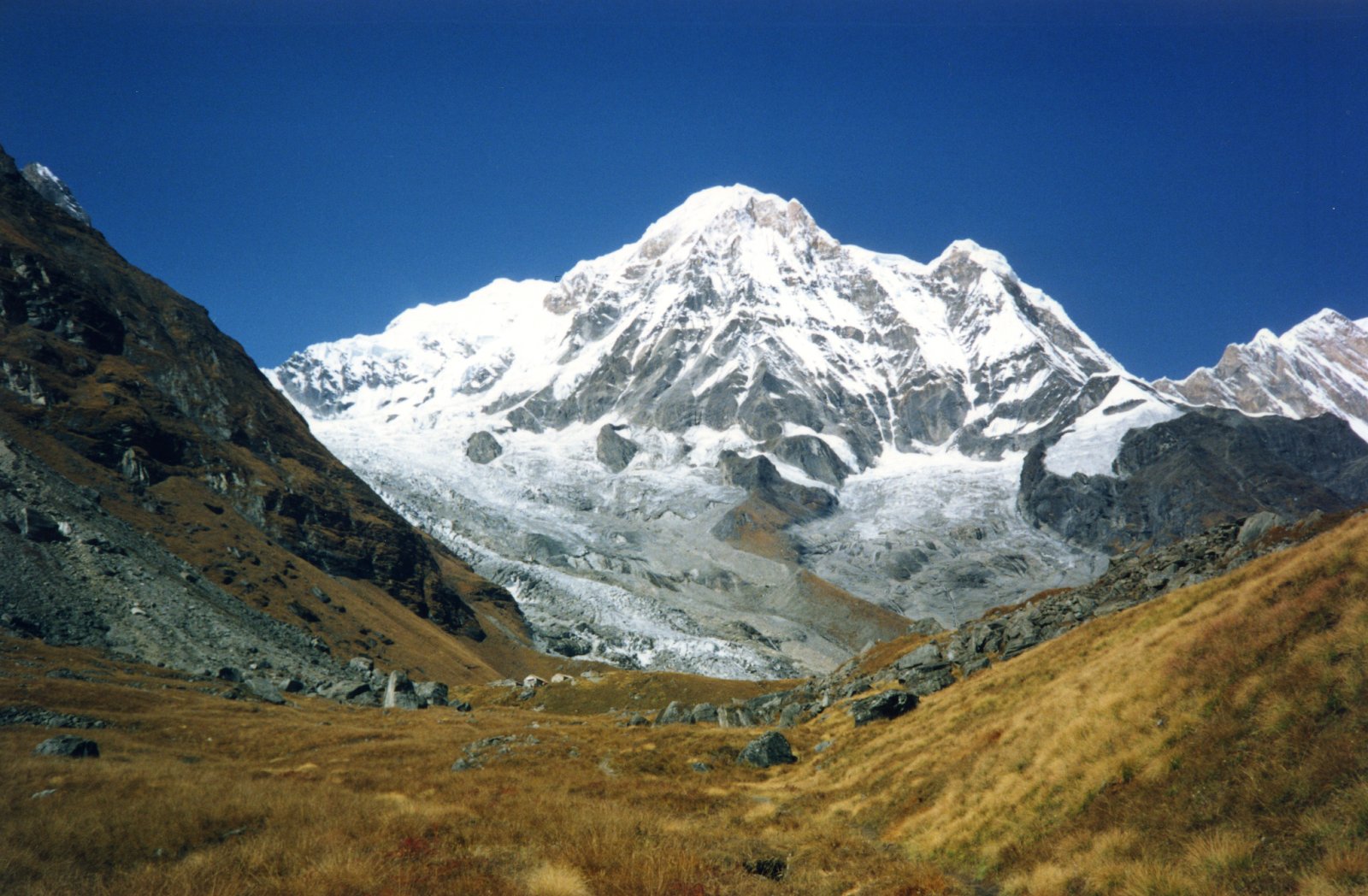 Lwang Ghalel, Lamjung