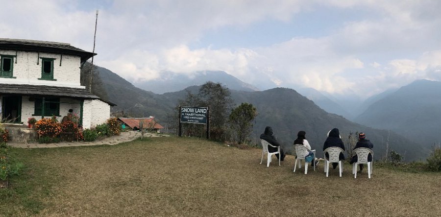 Guest enjoying views from Snowland Lodge