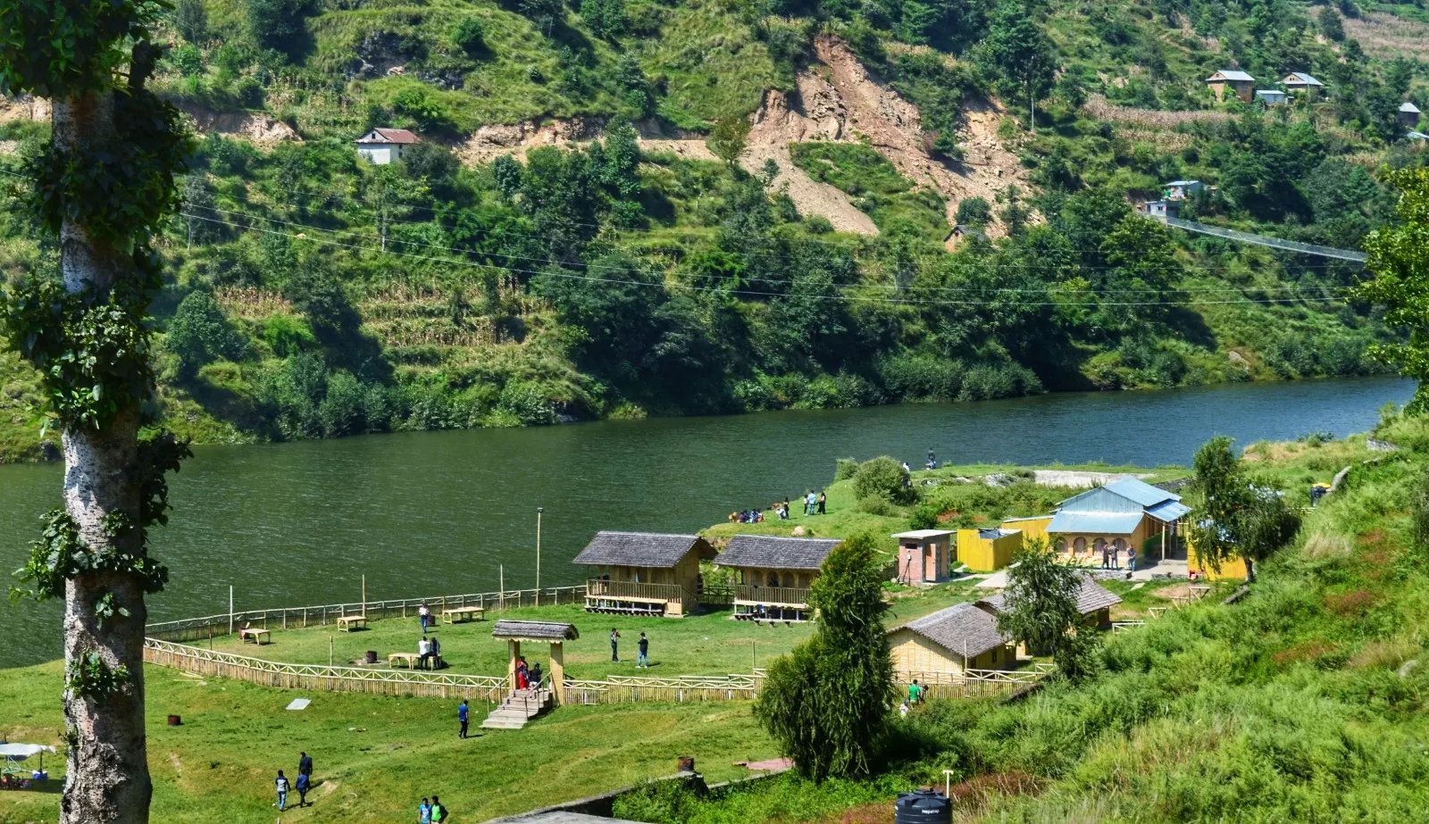 Markhu, Chitlang
